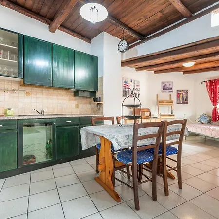La Casa Di Bea Holiday home *